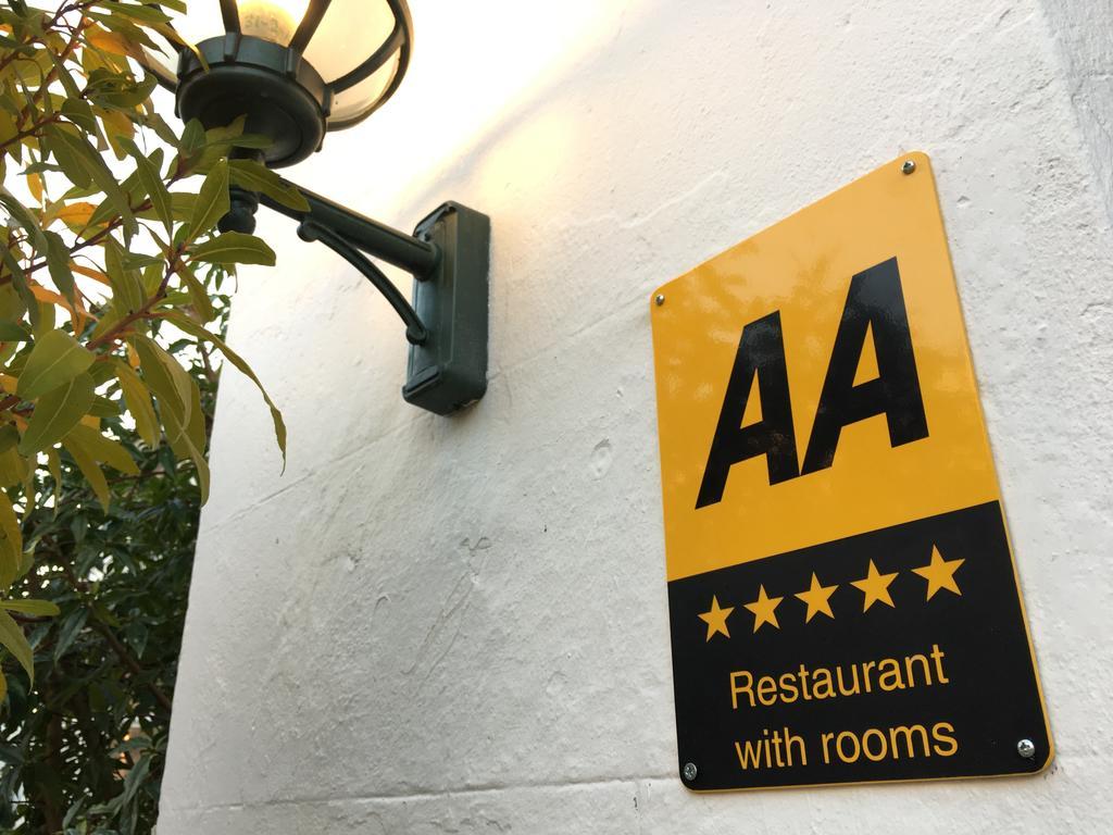 Ynyshir Restaurant And Rooms Махинллет Экстерьер фото